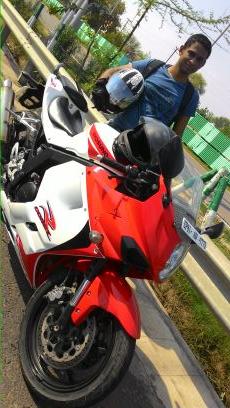 zuber1910's profile picture. 