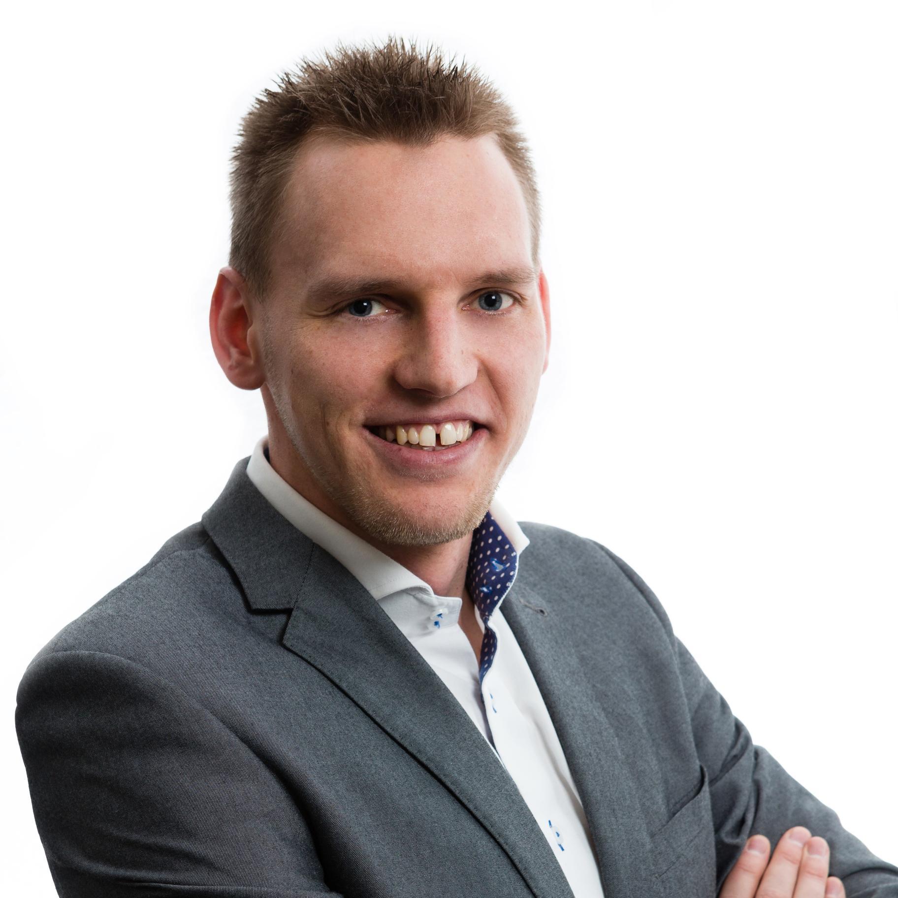 Country Manager Nordics, Poland, Turkey at @Efma_news; exclusive projects leader, speaker, specialized on #innovation; passionate about #nhl #tdf #marathon #run