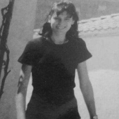 susanalara307's profile picture. Ama de casa,esposa y madre de dos niños, nací en Cartagena (Murcia) y vivo en Paterna (Valencia)