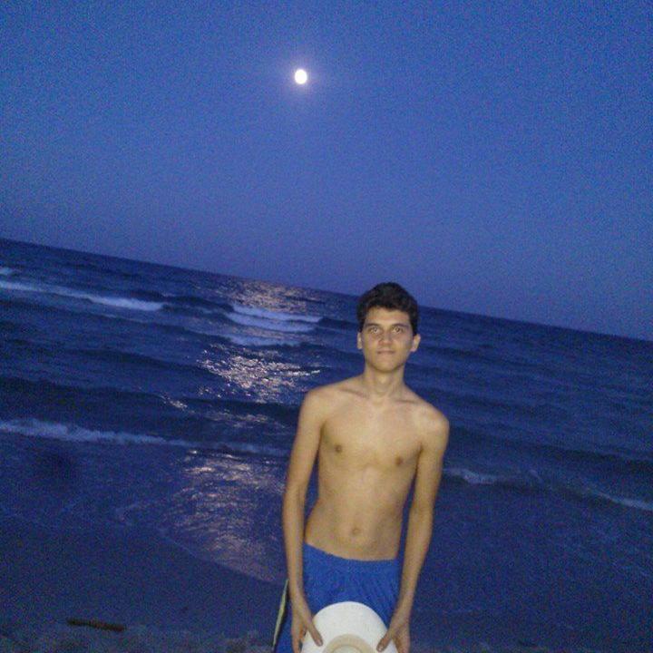 JenhaniAziz's profile picture. #Loves Football and Chelsea FC