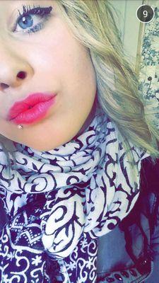 lesln28's profile picture. 