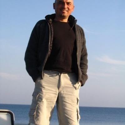 cemkenanyigit07's profile picture. 