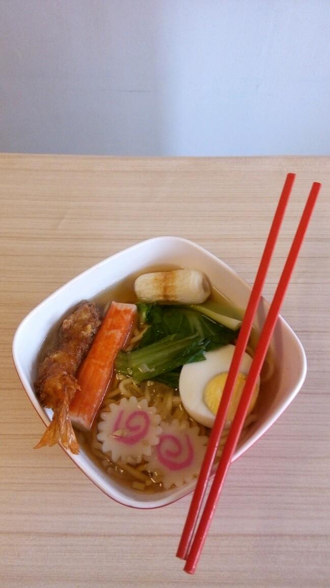 ramen lezat no 2 se bandung utara.cekidot di jl.gegerkalong girang gg.dharmawinata 42 c bdg. ( patokan : samping mesjid DT, gang FPMIPA UPI :))