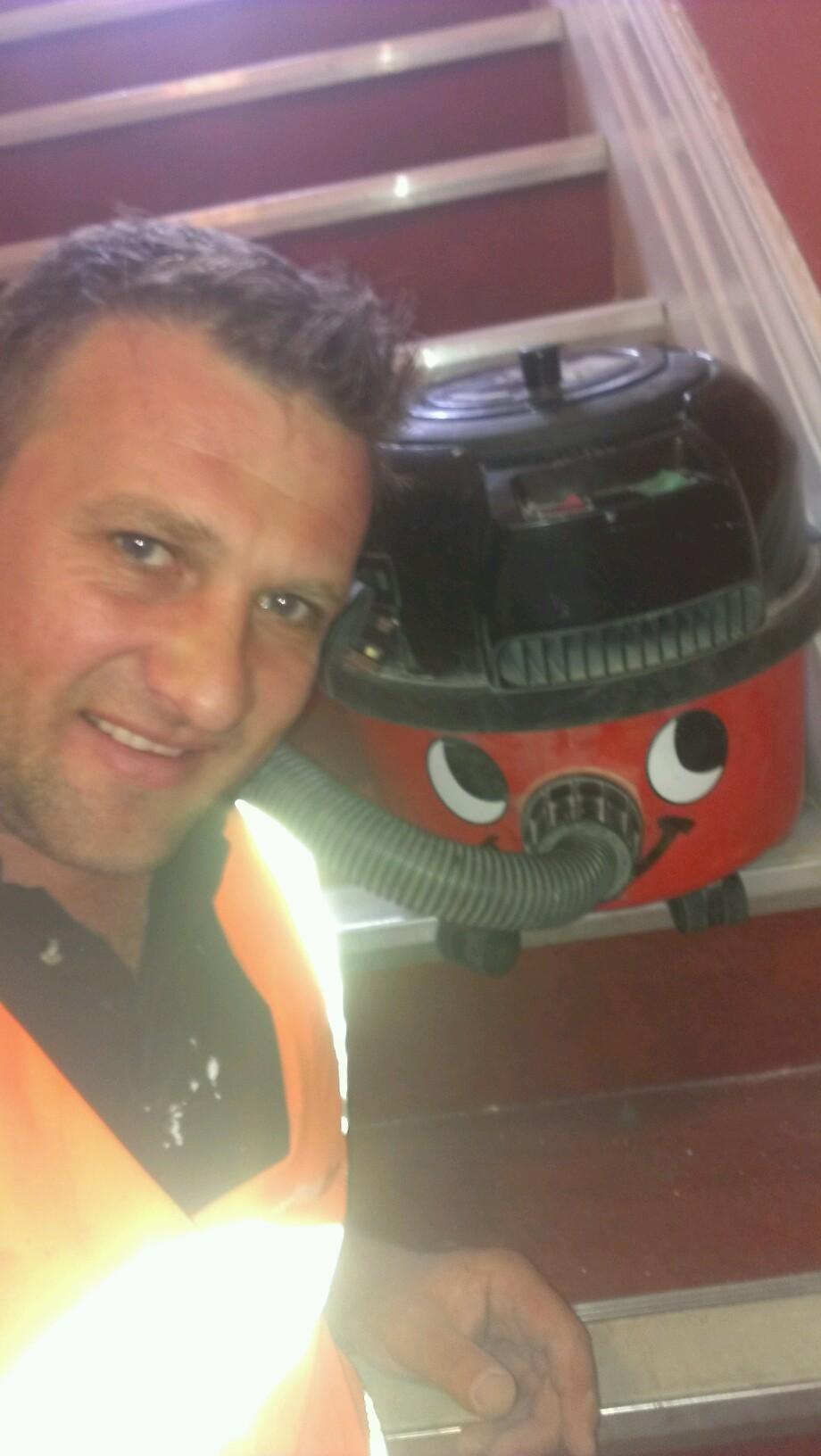 croz10's profile picture. 