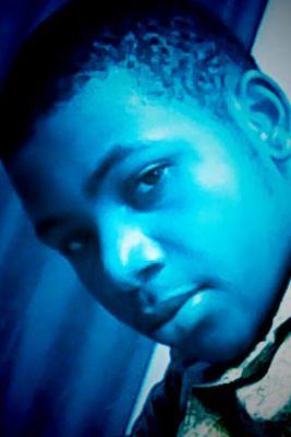 EShantiwa's profile picture. 