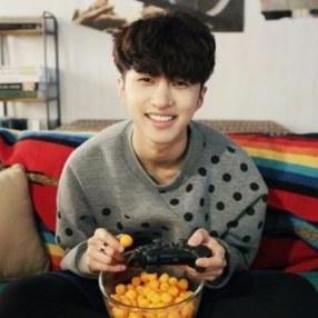 VIXX Main Vocalist Ken (켄) . 92 . AB type
