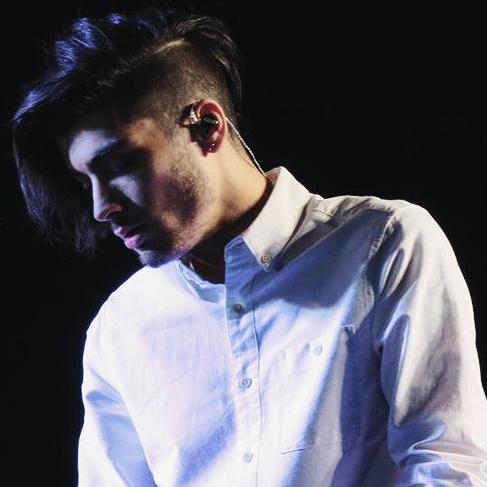 DaddyMqilk's profile picture. Taken by my soulmate!TOUCH HIM YOU DIE!Ashton is mine and all mine. @UselessAshy MINE *hisses*?|Marryied|| HE SAID YES TO ME!