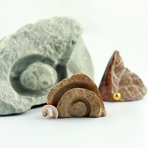 We carve at the joints of nature and #art crafting #handmade #interior, #jewelry & art objects made of Steatite, #Driftwood and other #natural materials.