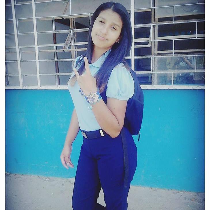 Holis Aquii La Nalgonaaa                          Cuenta Nuevaaaa Amigos