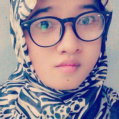 MUSLIM | calon sarjana pendidikan | STAISA | pekerja seni | SDIT Cinus |  | (˘⌣˘) :*♥
