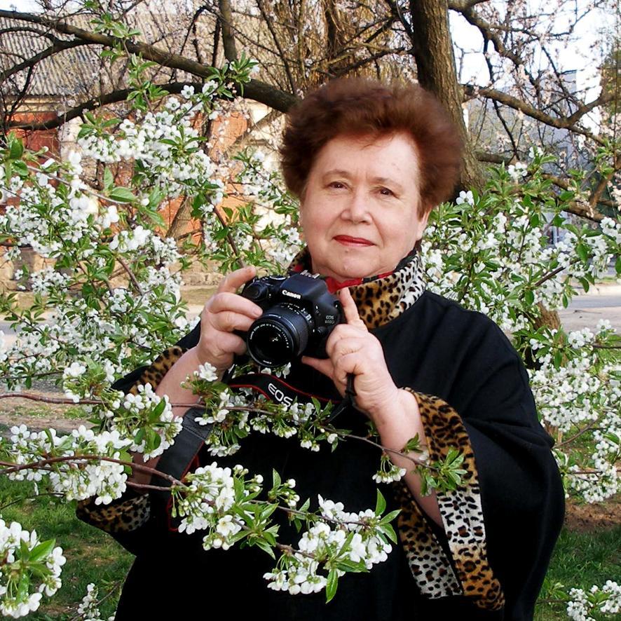 LarisaLapin's profile picture. 