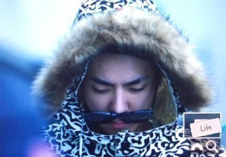 Actor tampan dan mempesona Wu YiFan ||
