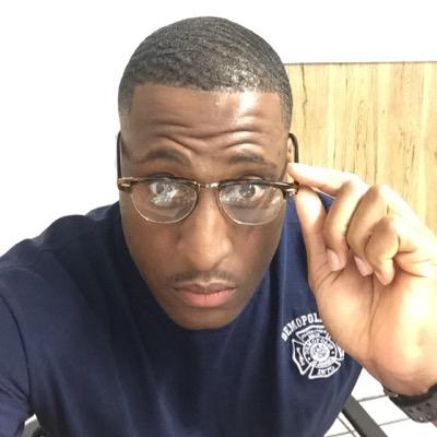 Phrozen_Winters's profile picture. I'm me, so who are you?