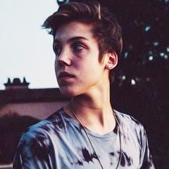 I love Matt with all my heart❤️ 0//Matt :((