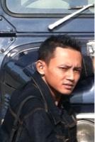 Janji hanya dibuat untuk membuat ia berharap dan terluka pada akhirnya...