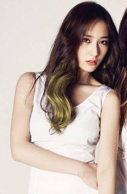 f(x)'s krystal Roleplayer. 1994 Liners. lets be good friend.