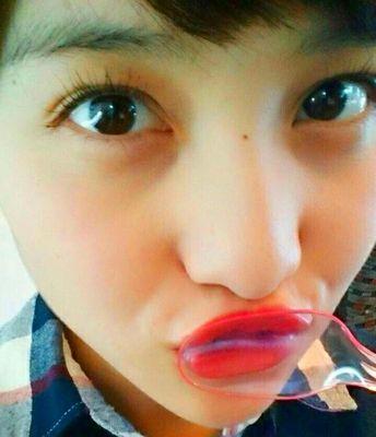 僕はモノノフ ❤️「人を笑顔にできる人」こと夏菜子ちゃん。 ほら何から何まで足から頭まで夏菜子ちゃんの笑顔で出来てる。ずーっと夏菜子ちゃんの味方。🚭🍸