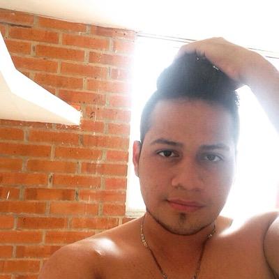 soltero feliz mente con ganas de seguir mi vida