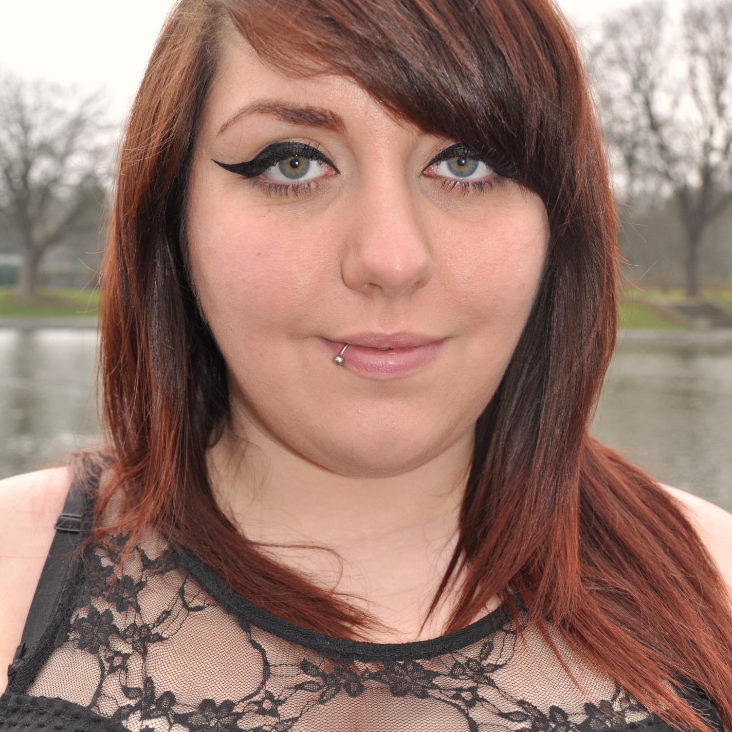 Actress for stage and screen. Soon to graduate from her training at Teesside University. Based in Middlesbrough/ Norfolk.
