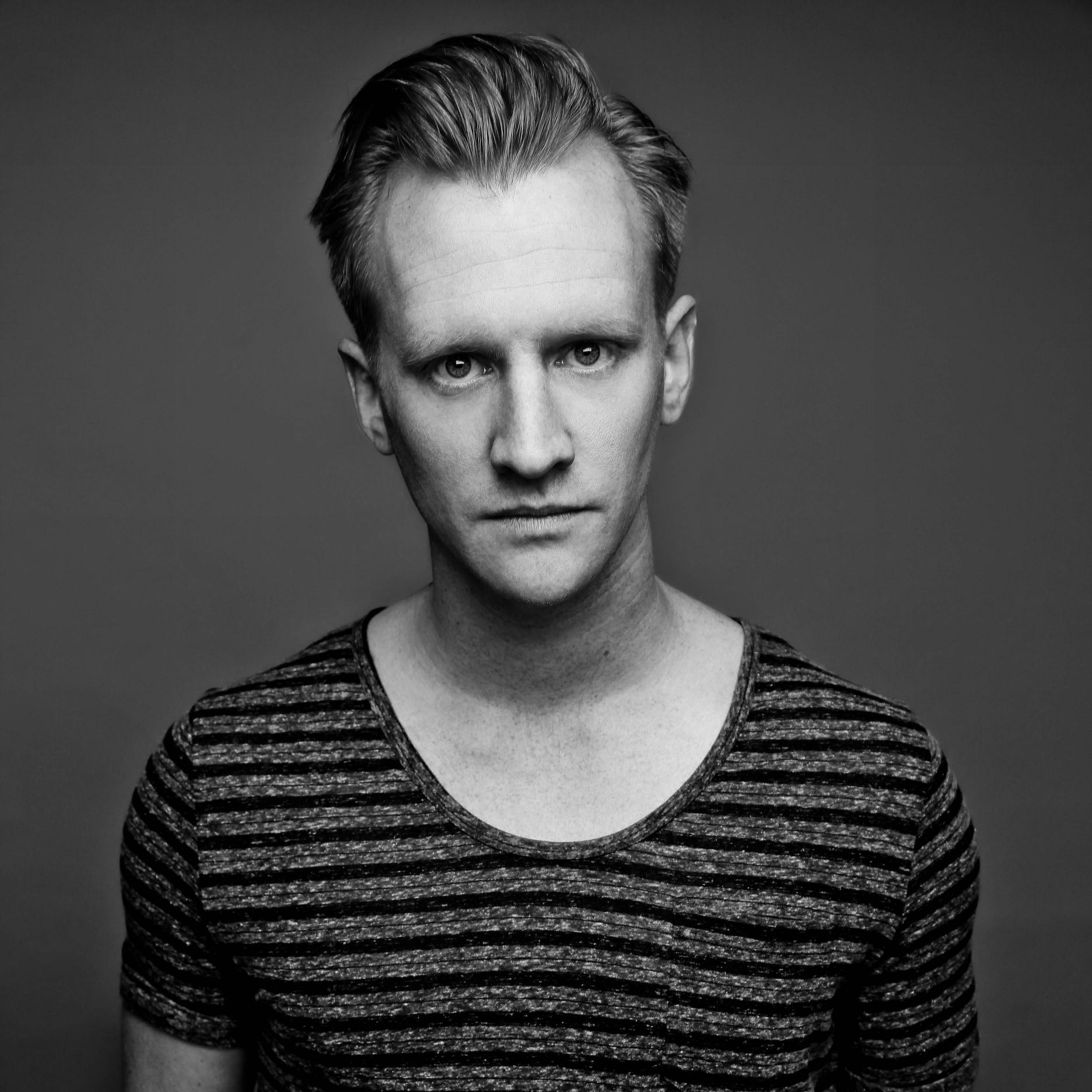 Producer | DJ | @AVIOLive | Hardstyle | for bookings: bookings@limitless-agency.com