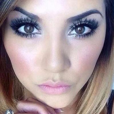 Make up addict. Hair & beauty obssesed. UK Younique presenter selling high quality natural products. Join us/buy at: http://t.co/r8PdgigpTu