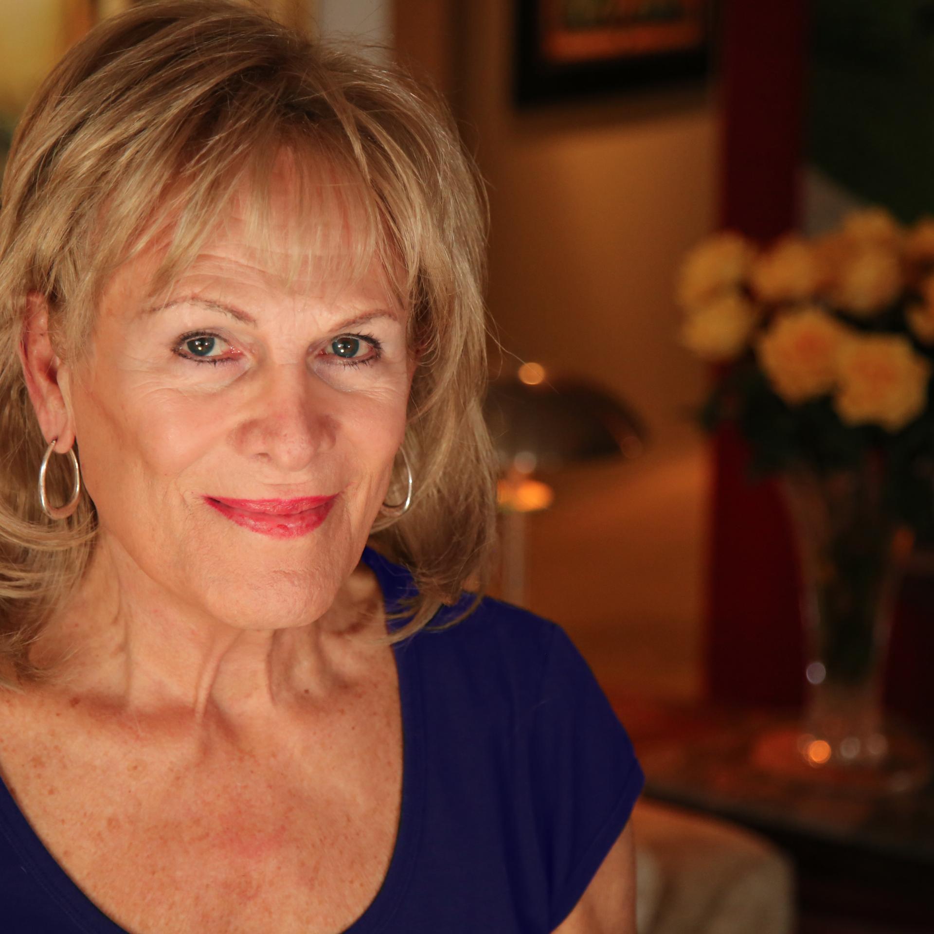 translinehw's profile picture. Originally from Tennessee, Suzanne lives as transgender woman in Hollywood & has many stories and experiences to share. FB @translinehollywood #girlslikeus