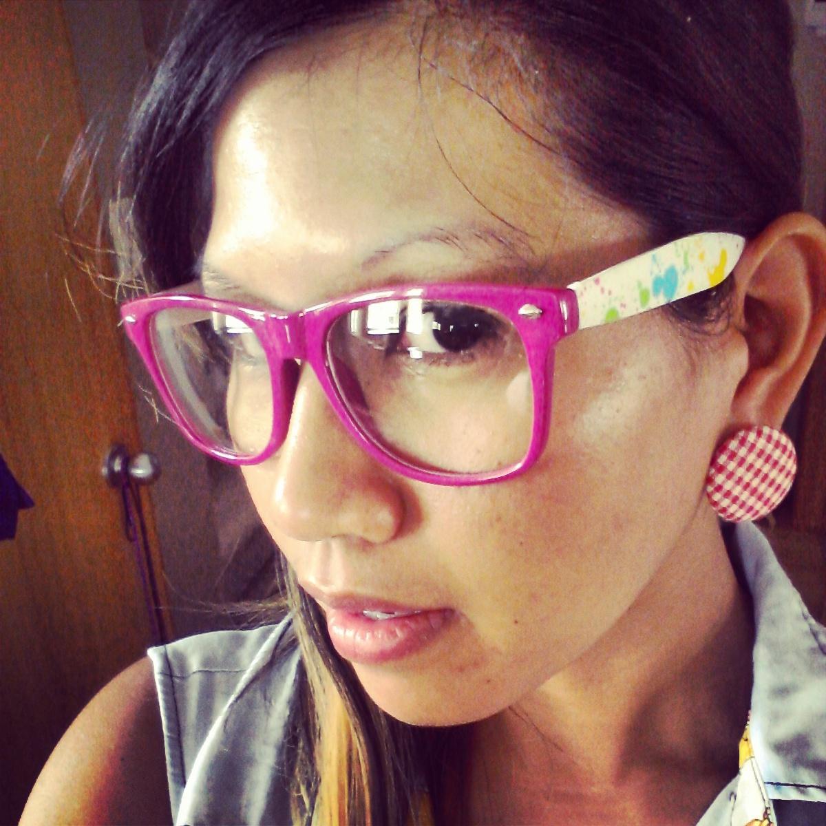 Health professional by day; Crafter by night; New entrepeneur on the horizon.