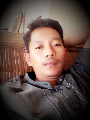 DaniReihan's profile picture. hidup berarti memberi makna..