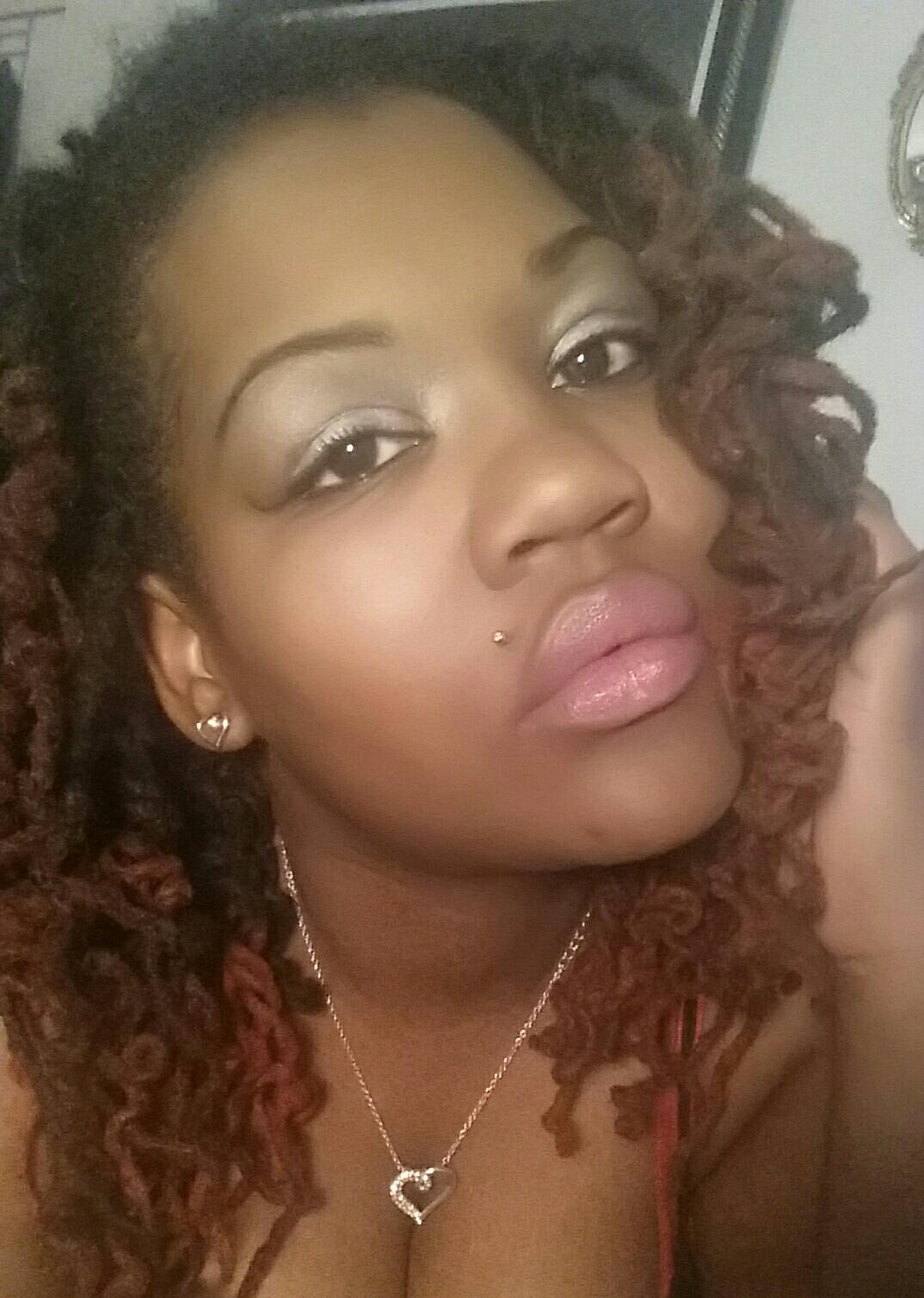 MrsB_709's profile picture. Its more to me than what mets the eye...you are in for a wild ride!!!