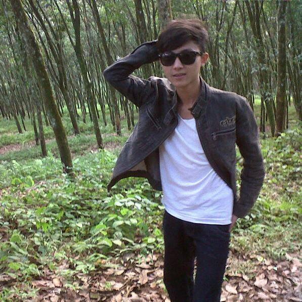 izukarnaen's profile picture. 