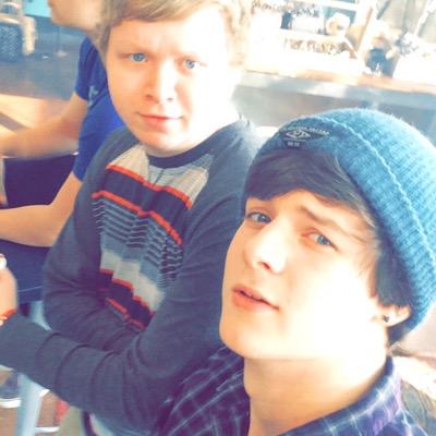 ryguyOwhy's profile picture. It was a good idea at the time...