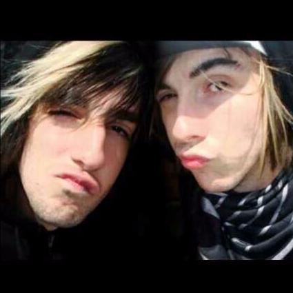lowqualityjalex's profile picture. owners: @veronicatls | @piercethewik