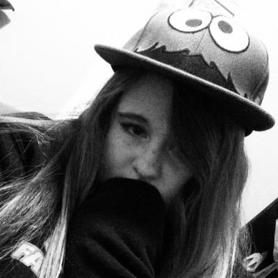 Tricia^_^ Autumn;DHockey for life! Live, Breathe, play hockey. add me on xbox 360! Haystersepic222