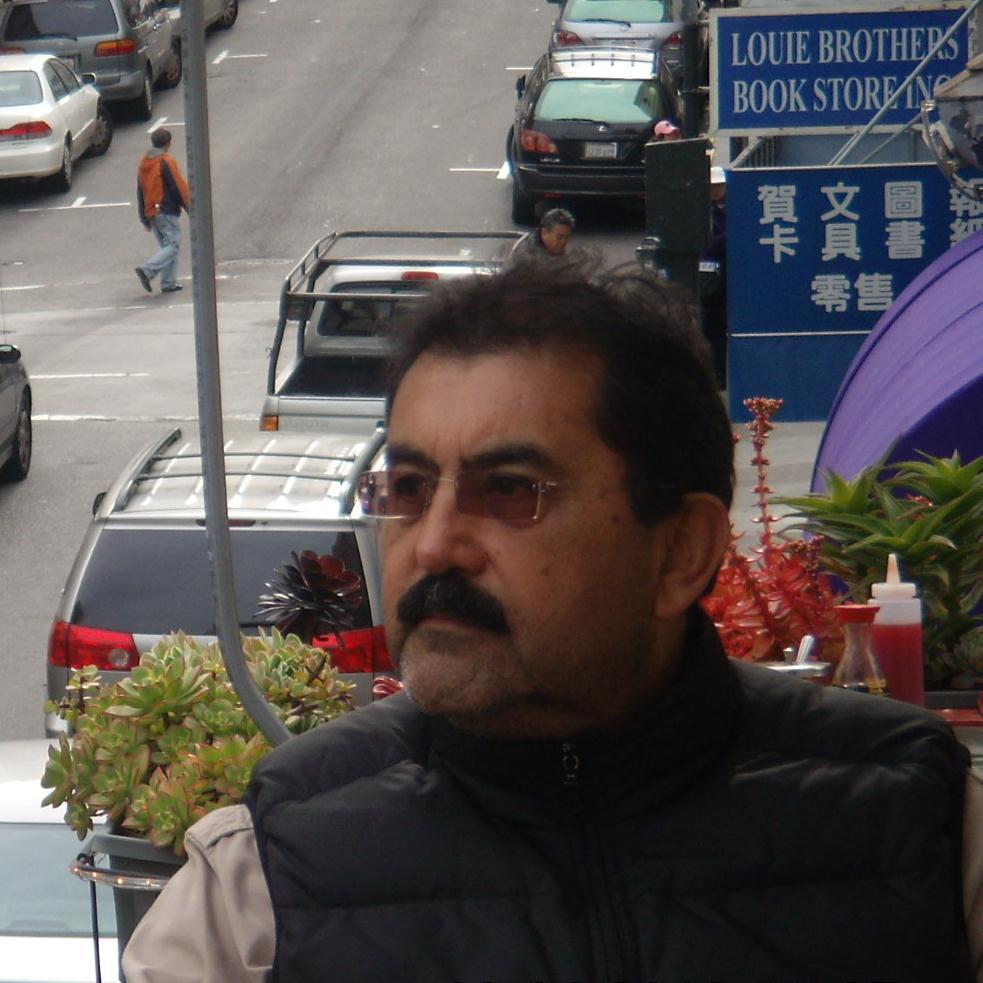 Interesado en el bien de Mexico, y no de partidos, facciones o sectas, de izquierda o derecha. Ni Indio, ni Europeo, Mestizo, Escéptico y Hereje.