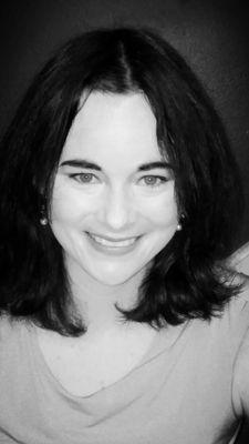I'm a girl who writes code and who writes about writing code.