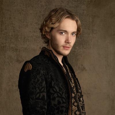 TheOneTrueRegal's profile picture. “If laying down my life will spare the people of Camelot, then that is what I must do. — The Once & Future King of Camelot. Senior.” #MWHS