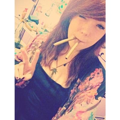 tumblr: http://t.co/ymGTDMbNHX - 20 years old - south florida (♡˙︶˙♡)
