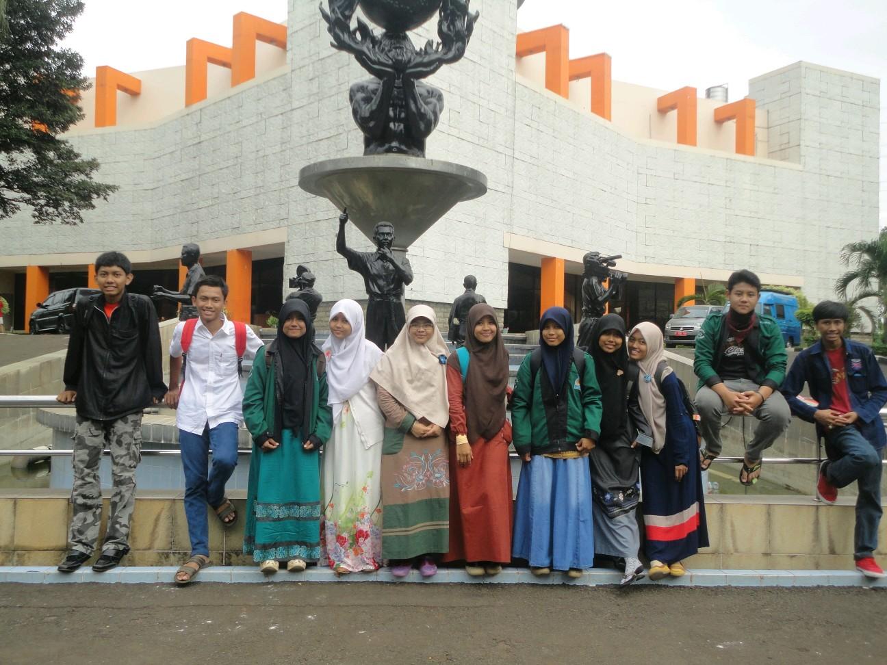 فَبِأَيِّ آلاءِ رَبِّكُمَا تُكَذِّبَانِ I jihad fisabilillah  I @Rohis95 I :)