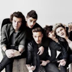 PLEASE CLICK RETWEET AND TWEET THIS LINK TO YOUR FOLLOWERS TO HELP US MEET OUR IDOLS