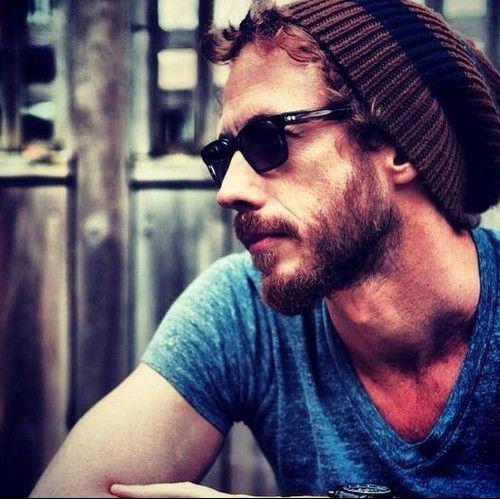 Homicide detective, wolf shifter, over 1500 years old. @TheBoDennis is new around here, and I like what I see..ignoring the deaths. [RP MC MP// #LostGirl]