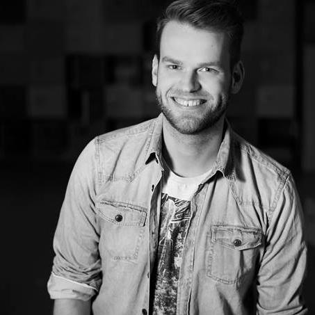 Pianist - Zanger - Singer/Songwriter -Componist - Docent - Verhalenverteller