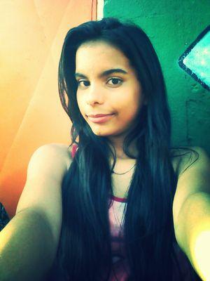 ThalitaLeal8's profile picture. ✌ Segui q sigo d volta