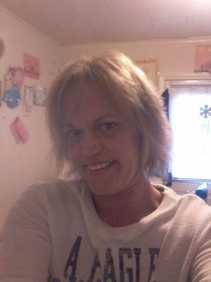 labennett857's profile picture. Single mom just trying to spend time with my best accomplishment, my two Kids. Also trying to keep up with today's growing innovations it's quite a struggle but