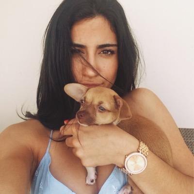 Carliitaswayy's profile picture. 