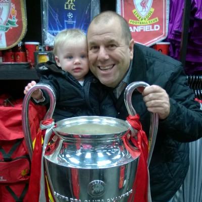 cameraman/editor
LFC fan