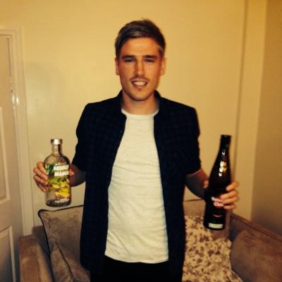 ChrisReid8's profile picture. 