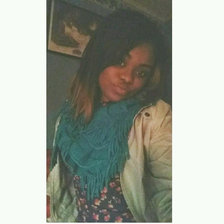 im an artist , I guess that's why I draw attention.