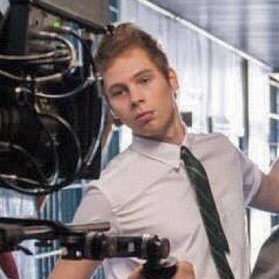 hemmoftquiff's profile picture. k - @voicelessmgc