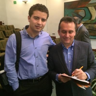 CREO México CREO Durango me gusta la Comunicación el DERECHO y la Política. Casado con Iliana y papa de dos super niños 👦 🧑🏻