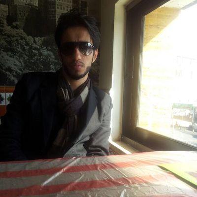 ‏‏‏‏الي اتابعه يتابعني علشان ما احذفه من تغرد والحب والحنان يالغلا الناس